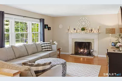 7 Stardust Drive, Enfield, CT 06082 - Photo 3