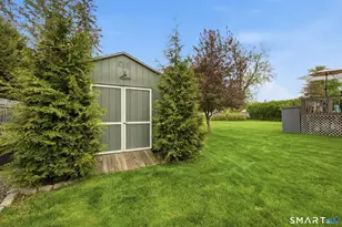 7 Stardust Dr, Enfield, CT 06082 - Photo 33