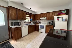 80 Ramsey Ave, Naugatuck, CT 06770 - Photo 7