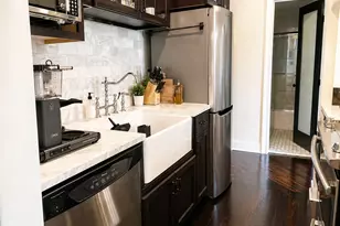 222 Williams St E, Glastonbury, CT 06033 - Photo 3