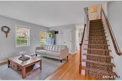 9 Academy Road, Trumbull, CT 06611 - Photo 5