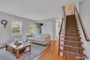 9 Academy Rd, Trumbull, CT 06611 - Photo 5
