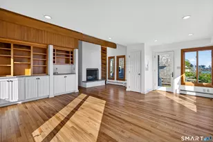 698 Mulberry Point Rd, Guilford, CT 06437 - Photo 9