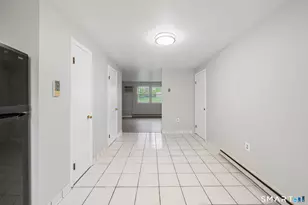1081 New Haven Rd, Naugatuck, CT 06770 - Photo 7