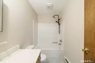 1081 New Haven Rd, Naugatuck, CT 06770 - Photo 19