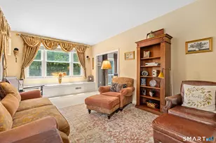 24 Pepper Bush Ln, Newington, CT 06111 - Photo 7