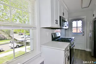 6 Revere Dr, Stamford, CT 06902 - Photo 3