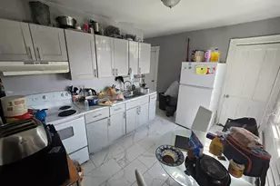 18-20 Clinton Ave, Bridgeport, CT 06605 - Photo 7