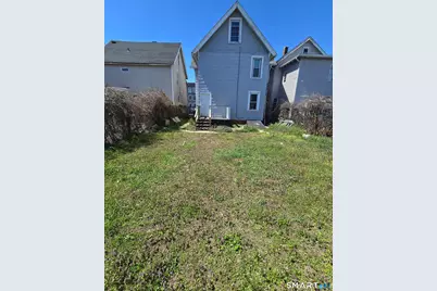 18-20 Clinton Avenue, Bridgeport, CT 06605 - Photo 15