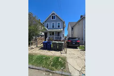 18-20 Clinton Avenue, Bridgeport, CT 06605 - Photo 1