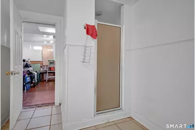 214 Pine Street, Waterbury, CT 06710 - Photo 23