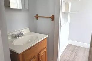 860 State St, New Haven, CT 06511 - Photo 3