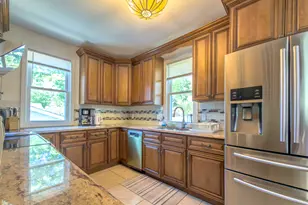 359 Dogwood Rd, Orange, CT 06477 - Photo 11