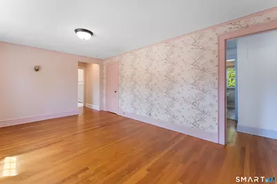 65 Auburn Road, West Hartford, CT 06119 - Photo 23