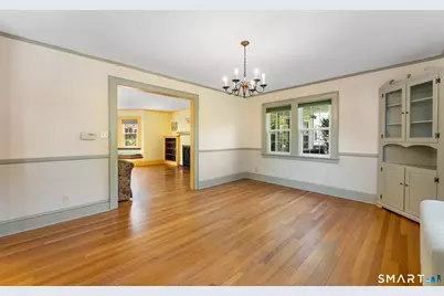 65 Auburn Road, West Hartford, CT 06119 - Photo 11