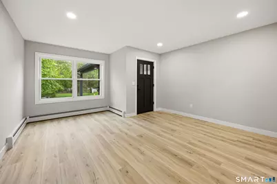 35 Lilly Street, Waterbury, CT 06708 - Photo 7