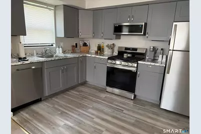 3208 Whitney Avenue #403, Hamden, CT 06518 - Photo 7
