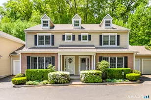 54 Redspire Ct, Trumbull, CT 06611 - Photo 7