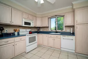 82 Wilcox Rd, Middletown, CT 06457 - Photo 19