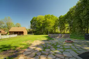82 Wilcox Rd, Middletown, CT 06457 - Photo 5