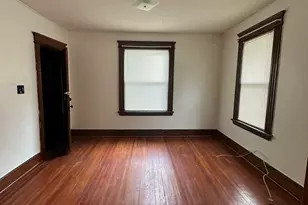 60 Poplar St, Waterbury, CT 06708 - Photo 1