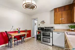 838 Ruth St, Bridgeport, CT 06606 - Photo 5