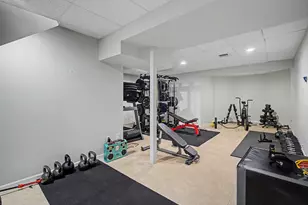 33 Stone Wall Dr, Stamford, CT 06905 - Photo 33