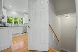 33 Stone Wall Dr, Stamford, CT 06905 - Photo 31