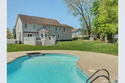 33 Stonewall Drive, Stamford, CT 06905 - Photo 3