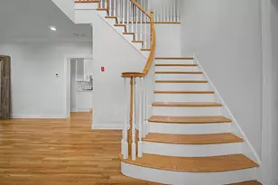 33 Stone Wall Dr, Stamford, CT 06905 - Photo 17
