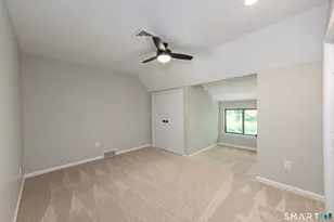 23 Sherman Ln, Hamden, CT 06514 - Photo 17