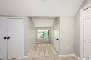 23 Sherman Ln, Hamden, CT 06514 - Photo 19