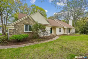 206 Peddlers Rd, Guilford, CT 06437 - Photo 3