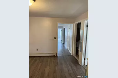 54 Roosevelt Street #2nd Floor, Hartford, CT 06114 - Photo 7