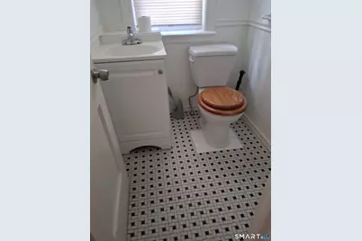 212 Dorrance Street, Hamden, CT 06518 - Photo 7