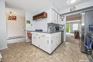 75 Hunter Ct, Torrington, CT 06790 - Photo 5