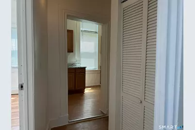 26 Prospect Street #3, New London, CT 06320 - Photo 9