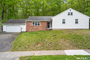 295 Stevenson Rd, New Haven, CT 06515 - Photo 3