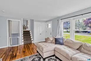10 Lin Sal St, Windsor Locks, CT 06096 - Photo 7