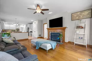 332 Hattertown Rd, Monroe, CT 06468 - Photo 15