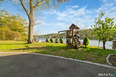3 Roosevelt Drive, Seymour, CT 06483 - Photo 11
