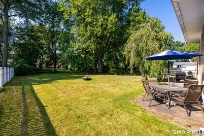 63 Westpoint Terrace, West Hartford, CT 06107 - Photo 3