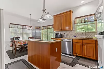 40 Lexington Way North, Milford, CT 06461 - Photo 9