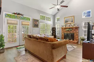 40 Lexington Way N, Milford, CT 06461 - Photo 7