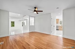 2 Greenwood Ln, Guilford, CT 06437 - Photo 7