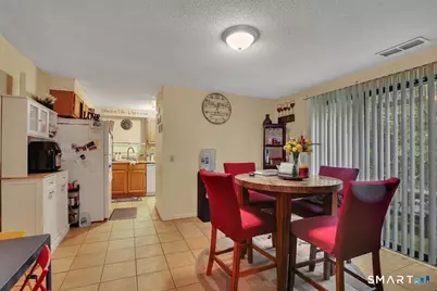 25 Cliffside Drive #E, Manchester, CT 06042 - Photo 11