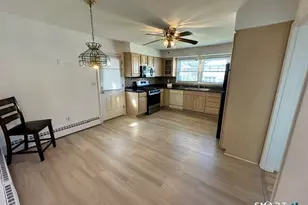 8 Lincoln Ave, Norwalk, CT 06854 - Photo 7