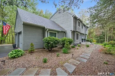 22 Walts Hill, Bloomfield, CT 06002 - Photo 3