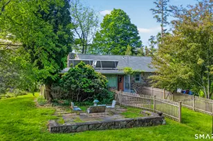 54 Elm St, Fairfield, CT 06824 - Photo 5