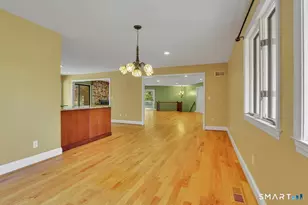 6 Rivercove Dr, Cromwell, CT 06416 - Photo 11